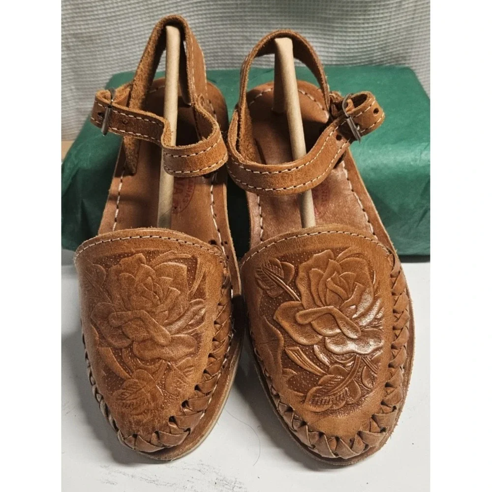 ARTESANIAS SILVA mexican handmade embossed floral dark tan sandals girl Sz 1.5‎